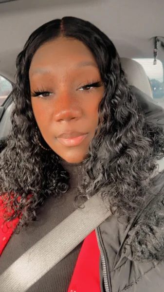 Hair review photo shared by Keara